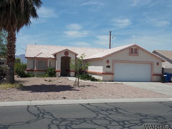 1st image of 4159 S Dixon Dr