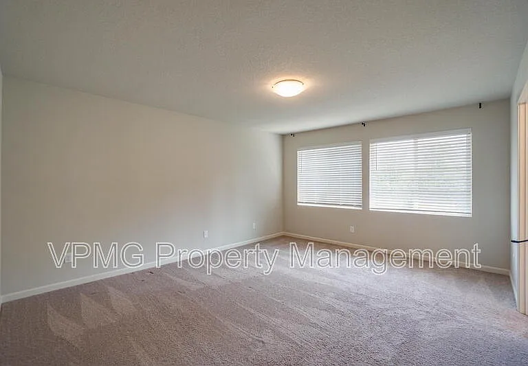 11603 NE 138th Ave — Photo 28