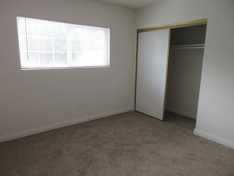 16016 Sunburst St — Photo 20