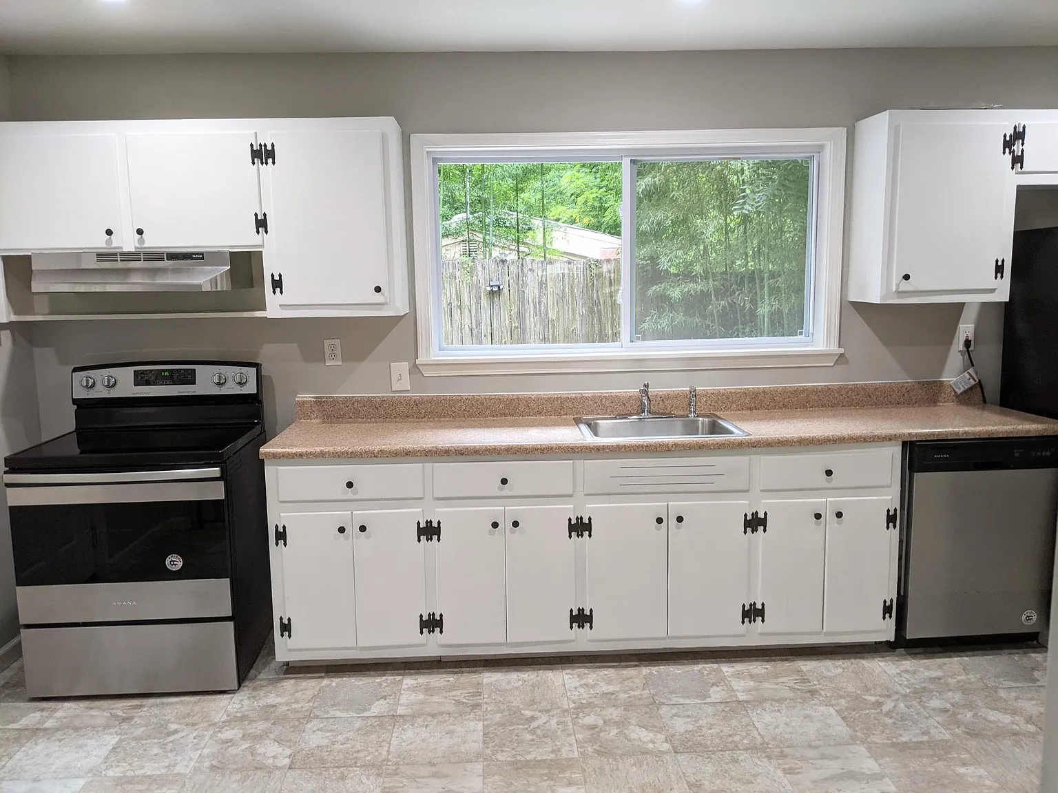 2 bed, 1100 sqft, $1,750 — Photo 4