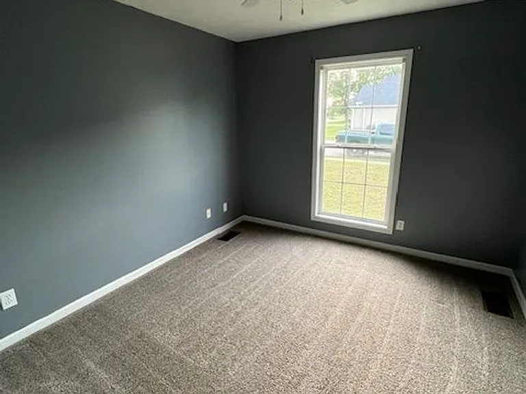 3720 Kendra Ct S — Photo 37