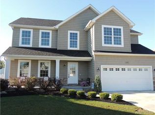 5900 Collins Dr, Lockport, NY 14094