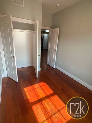 Rented by Realty 2000 Corp | media 37