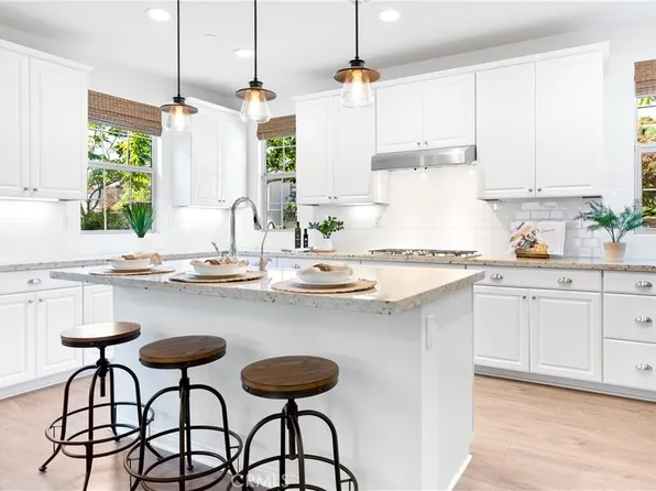 32 Lomada St, Mission Viejo, CA 92694