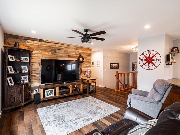 4th image of 133 Settlement ROAD