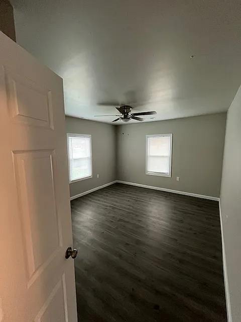 2 bed, 1056 sqft, $850 — Photo 2