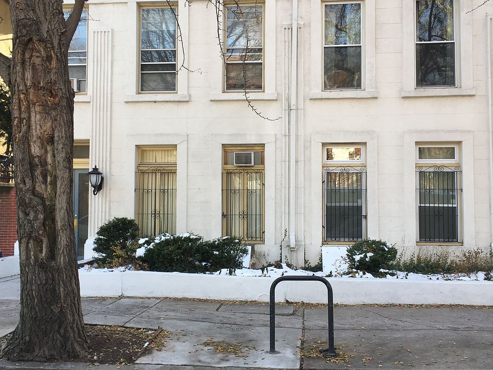 1st image of 834 Pine St #3B