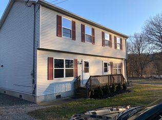 12 Walnut St, Milford, NJ 08848