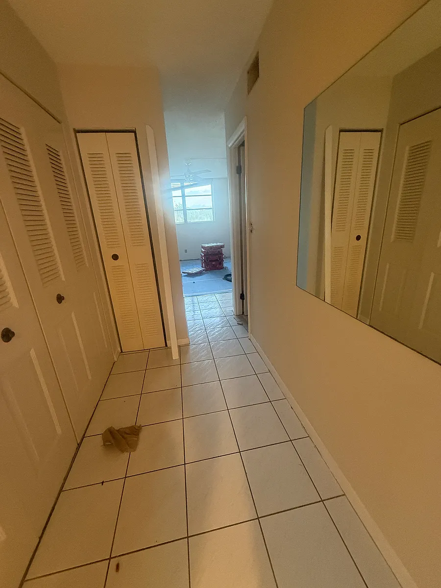 Building Photo - 406 NW 68th Ave #317