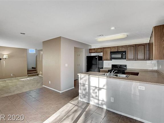 5th image of 9149 Careful Canvas Ave