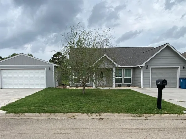 13005 Centaurus Ct, Willis, TX 77318
