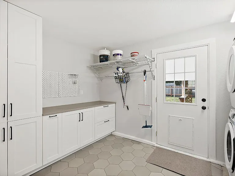 62 Queets St — Photo 15