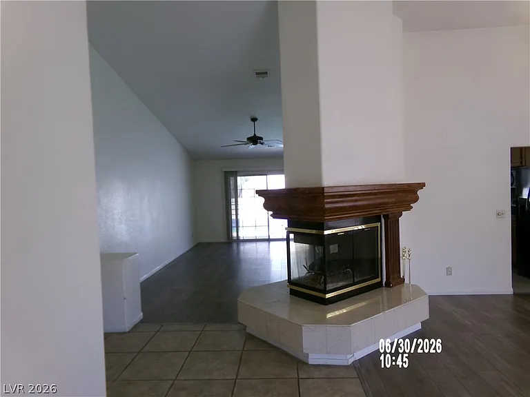 809 Long Branch Dr — Photo 8