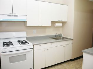 2215 N Central Rd APT 4E, Fort Lee, NJ 07024