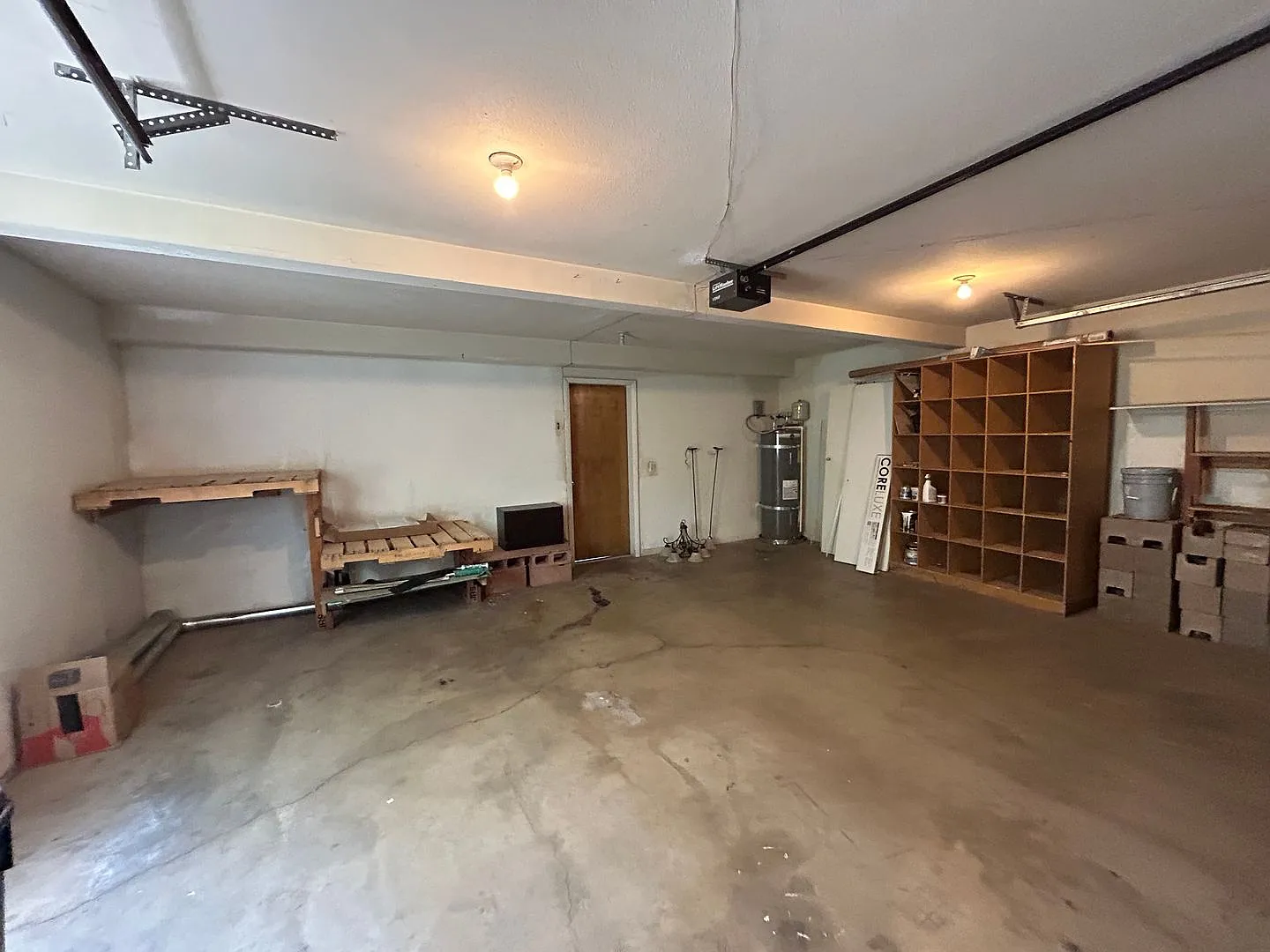 Available November 1st - 3 bed, 2.5 bath, 2 car garage for rent — Photo 4