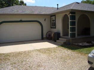 192 Arrowhead Rd, Strafford, MO 65757