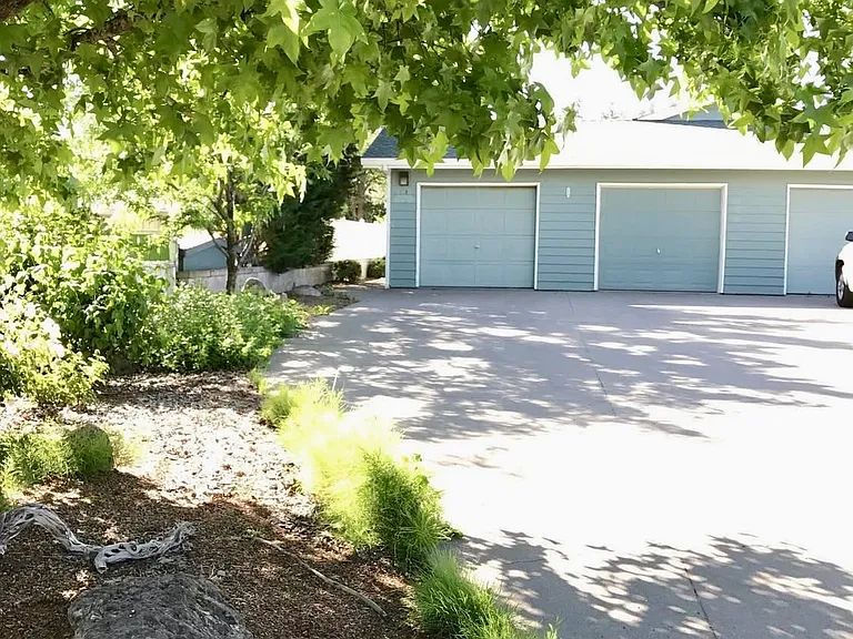314 E Ivy St #314 — Photo 2