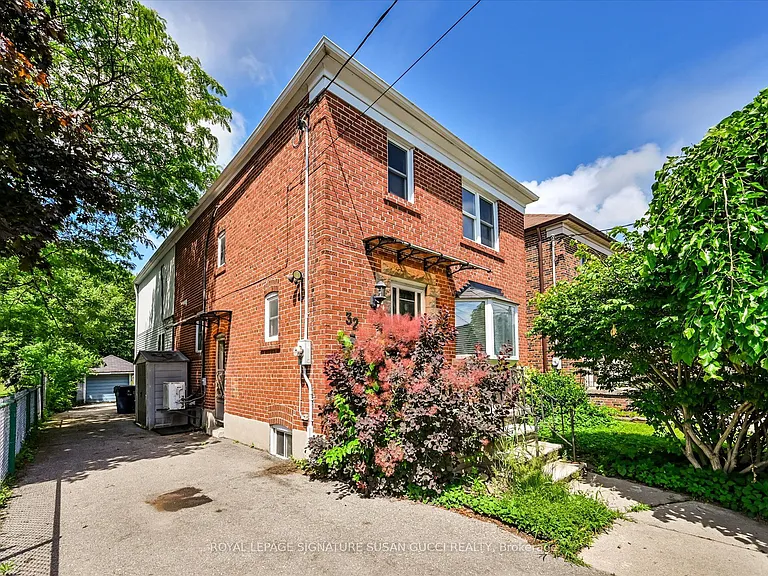 32 Marilyn Cres #MAIN — Photo 1