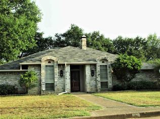 815 Willowcreek Dr, Jacksonville, TX 75766