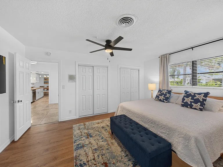 4431 NE 28th Ave — Photo 12