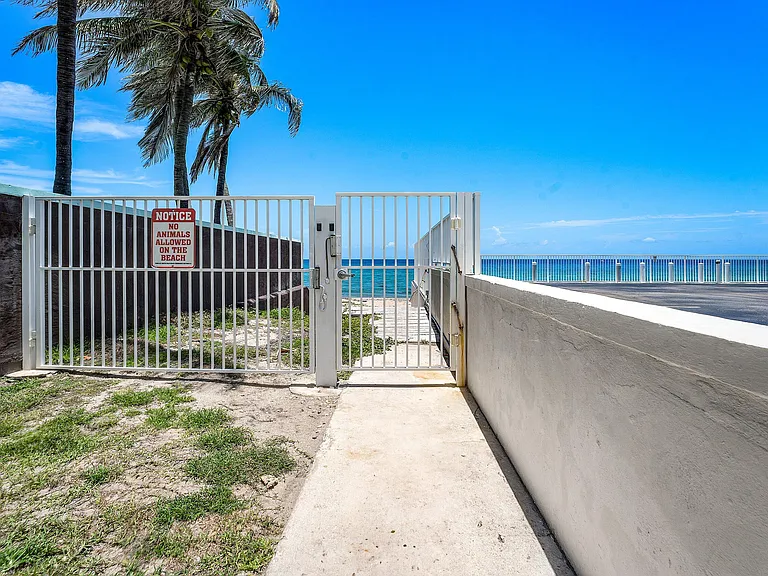 3500 S Ocean Blvd #502 — Photo 4