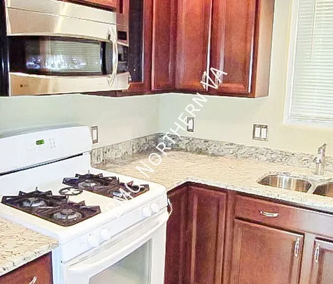 3553 Martha Custis Dr #90535 — Photo 7