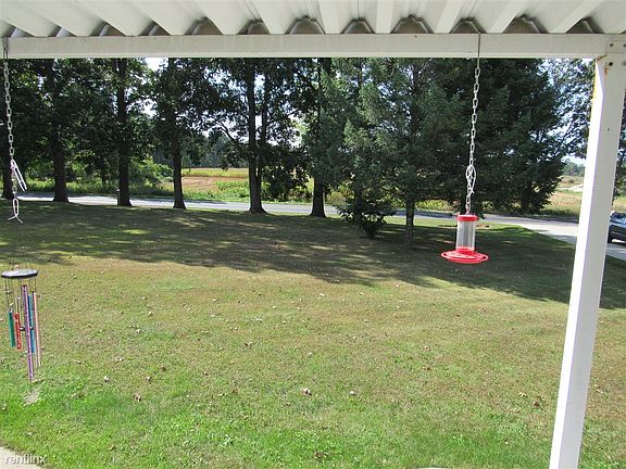 7333.5MoscowRdViewFromFrontPorch