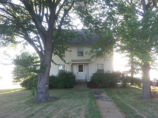 1st image of 310 N Hickory St