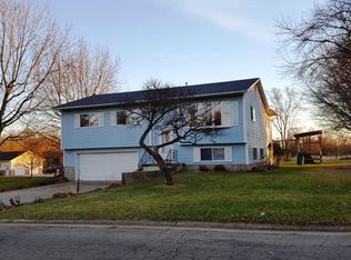37 Trinity Pl, Spring Valley, IL 61362