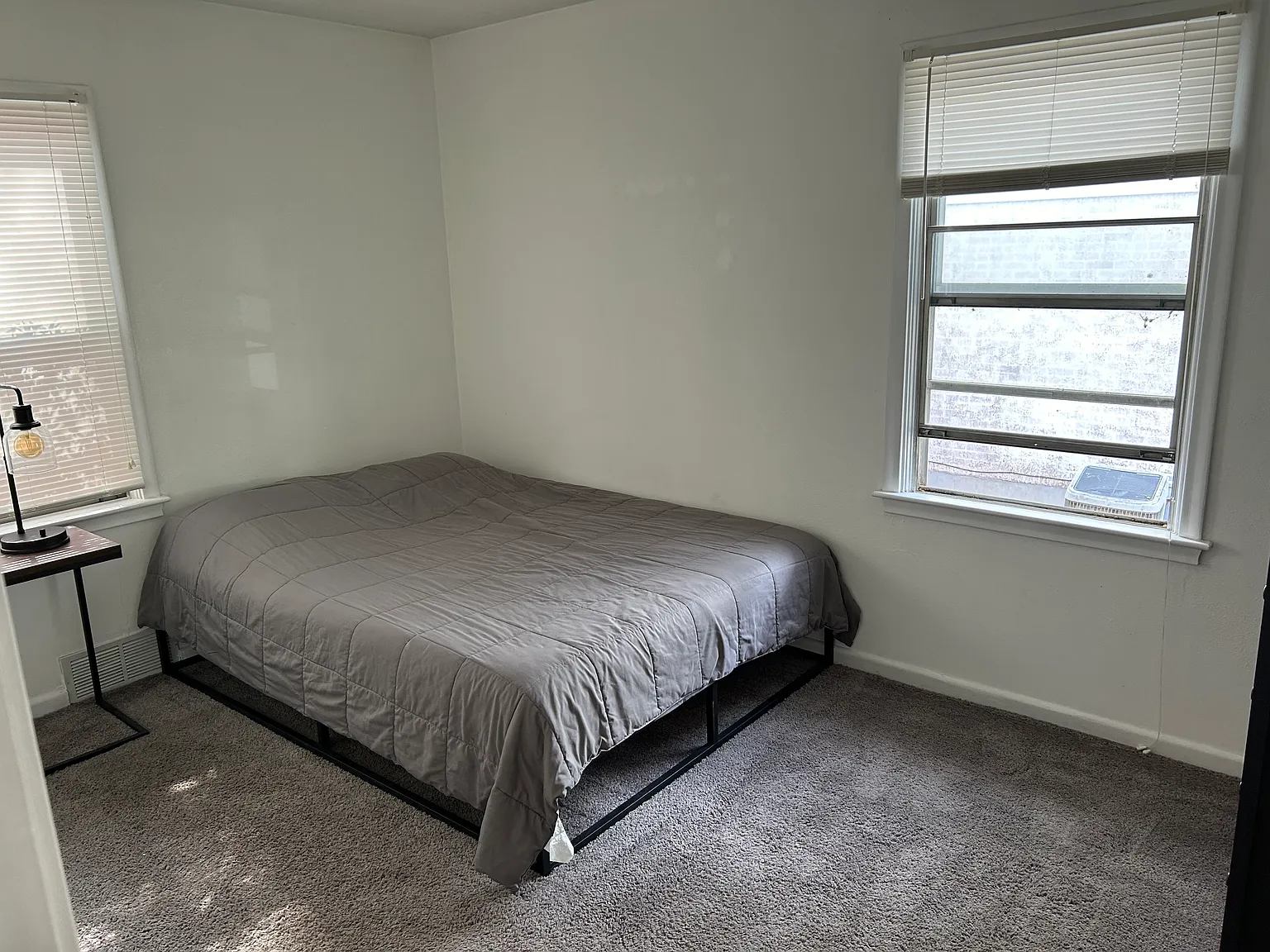 4 bed, 1736 sqft, $2,450 — Photo 4
