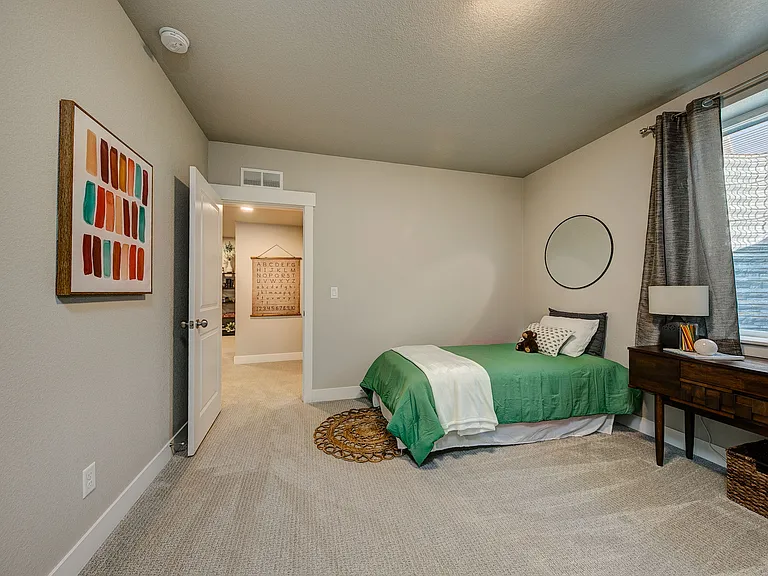 3303 Red Mountain Ave — Photo 31