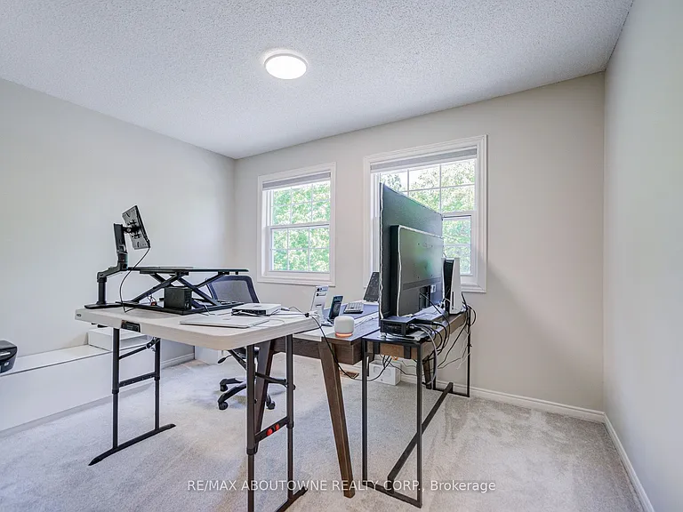 1273 Blackthorn Pl — Photo 26