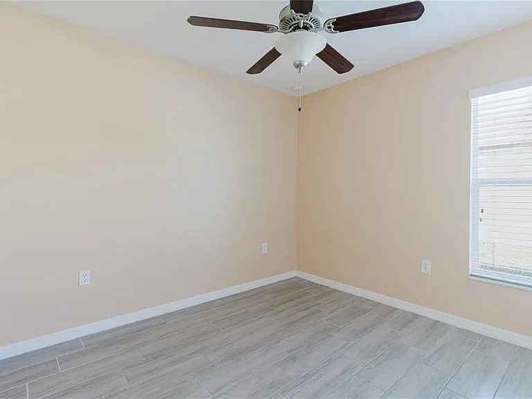 304 Cascade Bend Dr — Photo 52