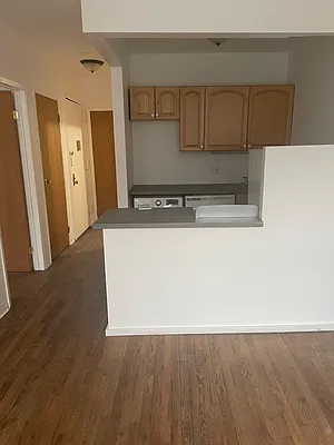 Rented by Smart City Real Estate LLC | media 11