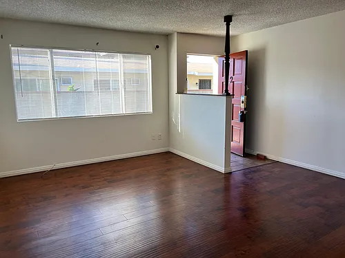 1410 Stevens Ave #2 Photo 1