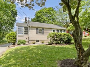 240 Quaker Church Rd, Randolph, NJ 07869