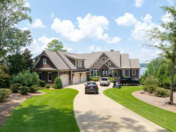 2261 Sandy Frd, Greensboro, GA 30642