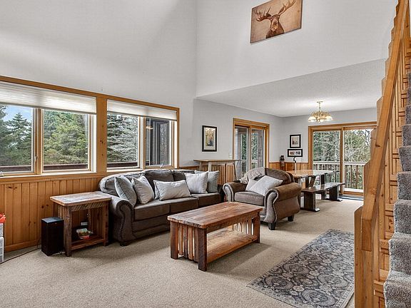 2nd image of 762 27 7/8 St