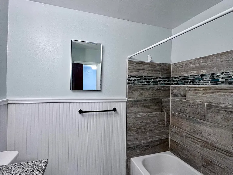 1717 La Marche Dr — Photo 19