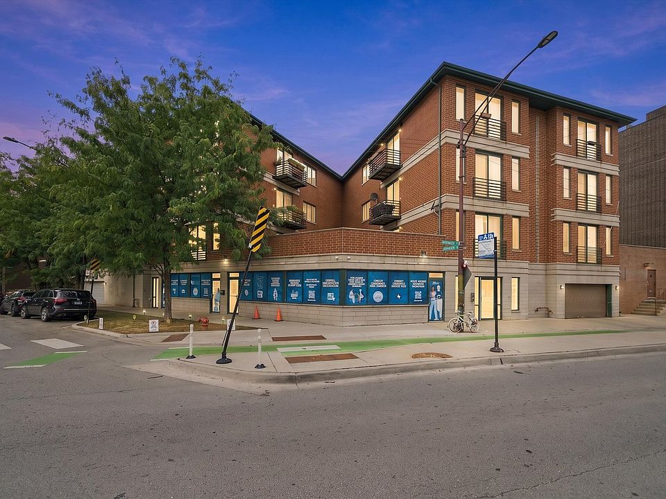 1st image of 842 N Racine Ave Unit 202