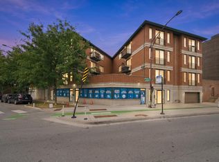 842 N Racine Ave Unit 202, Chicago, IL 60642
