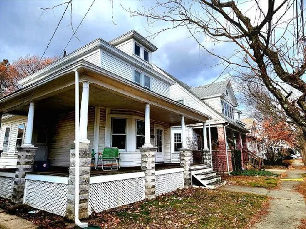 15 Woodrow Court, Troy, NY 12180