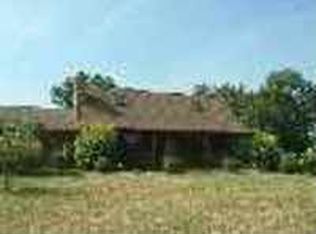 660 Cool Springs Rd, Levias, KY 42064