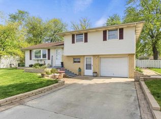 132 E Lakewood St, Morton, IL