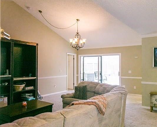 5th image of 60 Black Alder Dr