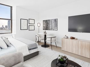 1 West St APT 2205, New York, NY 10004