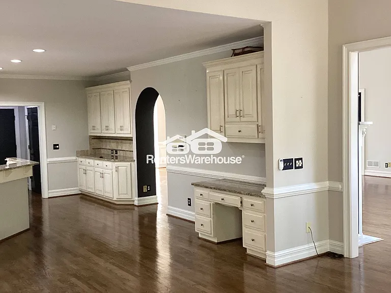 7815 Tintern Trce — Photo 21