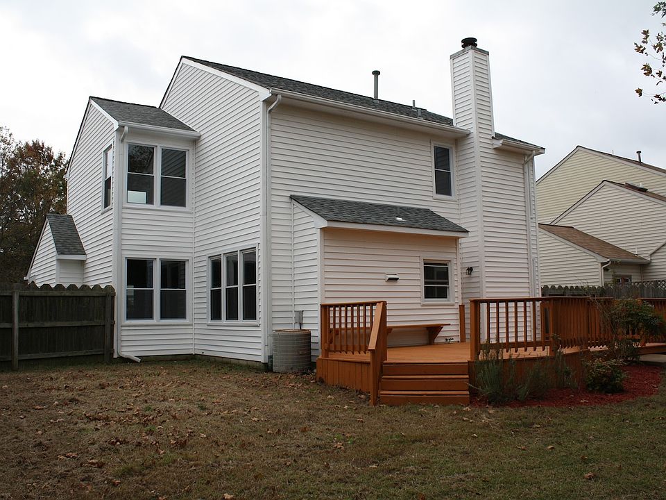 2nd image of 1085 Radisson Ct