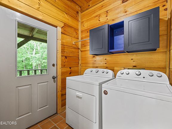 26th image of 610 Towee Falls Rd