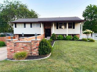 312 Donahey Ave NE, New Philadelphia, OH 44663